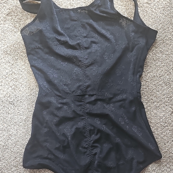 Shapewear  Black Bodysuit, New Never Worn, Hooks And Zipper - Picture 2 of 6